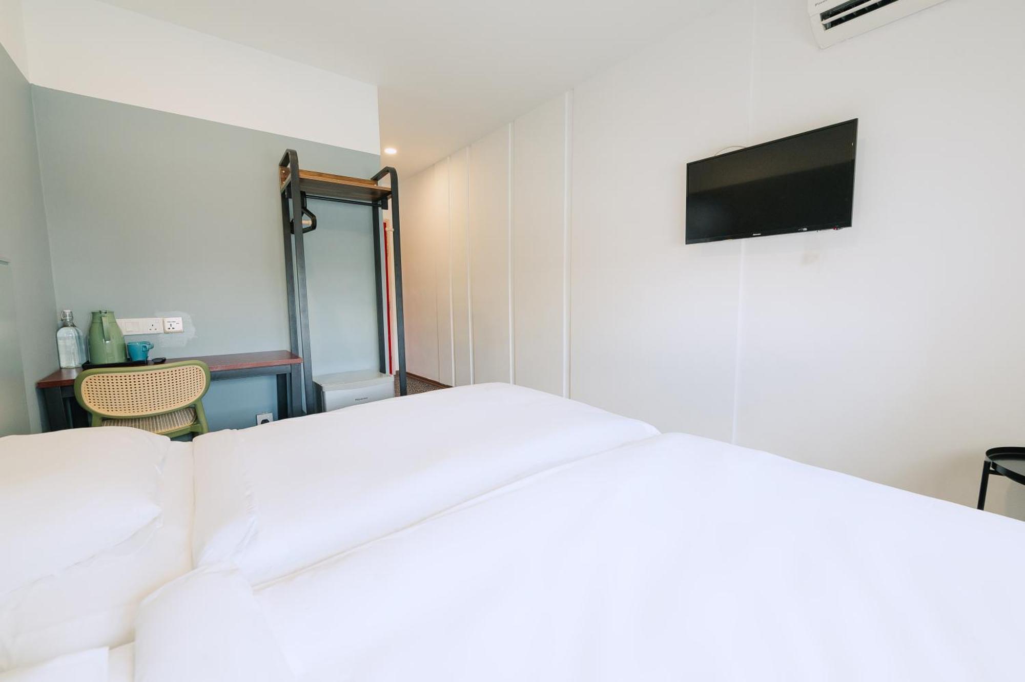 The Concept Hotel Melaka City Esterno foto