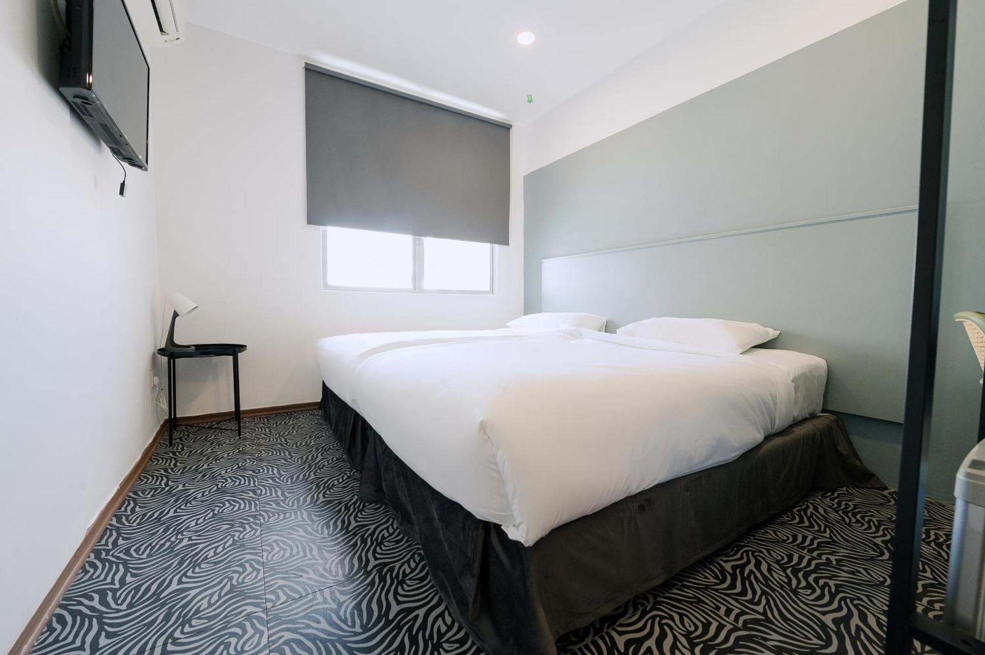 The Concept Hotel Melaka City Esterno foto