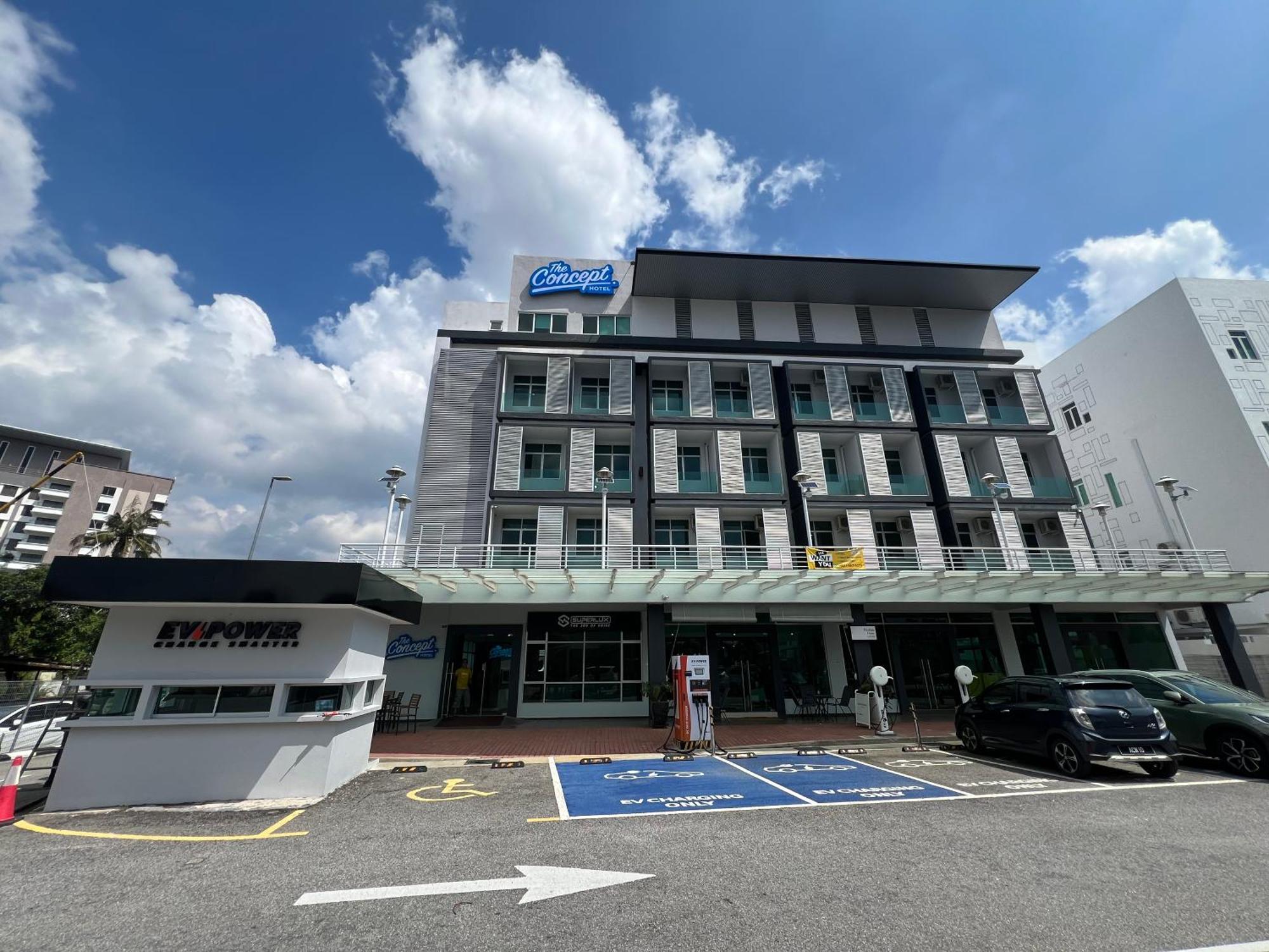 The Concept Hotel Melaka City Esterno foto